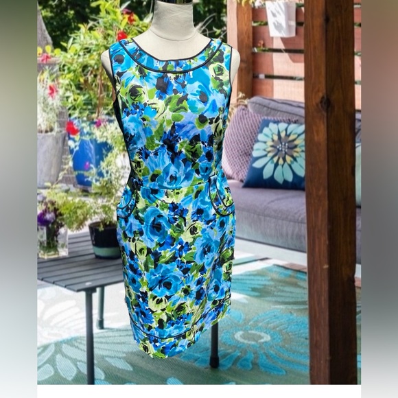 AGB Dresses & Skirts - AGB Floral Blue and Green Dress